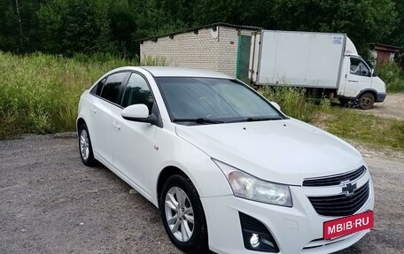 Chevrolet Cruze II, 2013 год, 870 000 рублей, 2 фотография