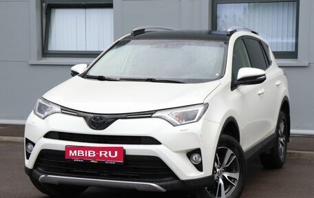 Toyota RAV4, 2016 год, 2 399 000 рублей, 1 фотография