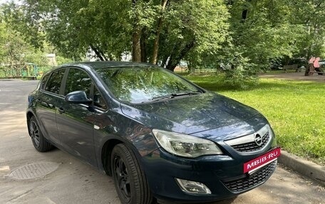 Opel Astra J, 2012 год, 900 000 рублей, 3 фотография