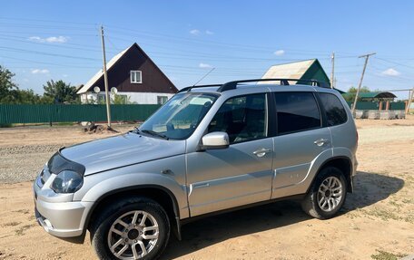 Chevrolet Niva I рестайлинг, 2019 год, 1 100 000 рублей, 5 фотография