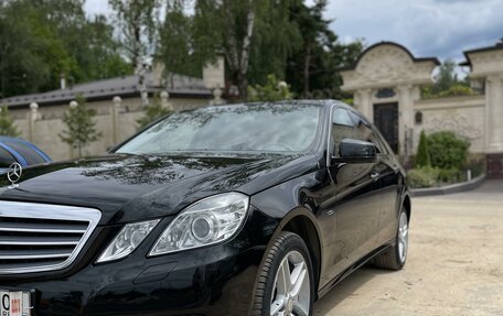 Mercedes-Benz E-Класс, 2010 год, 1 450 000 рублей, 4 фотография