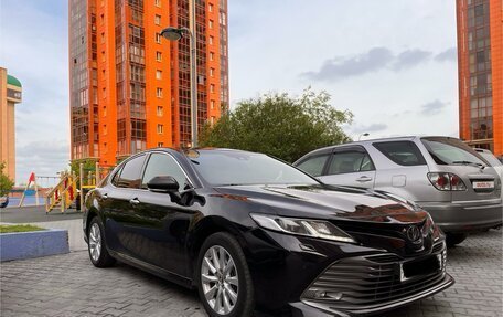 Toyota Camry, 2018 год, 2 500 000 рублей, 2 фотография