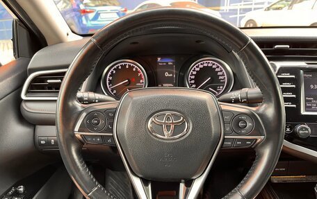 Toyota Camry, 2018 год, 2 500 000 рублей, 14 фотография