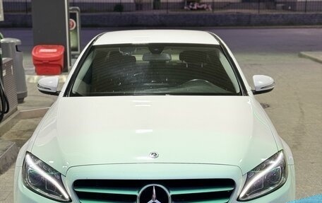 Mercedes-Benz C-Класс, 2018 год, 1 990 000 рублей, 9 фотография