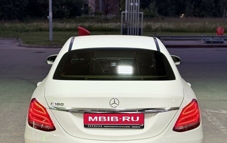 Mercedes-Benz C-Класс, 2018 год, 1 990 000 рублей, 10 фотография