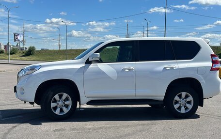 Toyota Land Cruiser Prado 150 рестайлинг 2, 2016 год, 4 380 000 рублей, 10 фотография