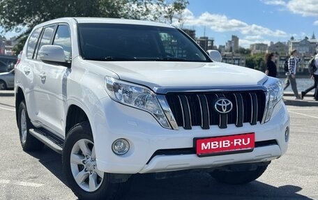 Toyota Land Cruiser Prado 150 рестайлинг 2, 2016 год, 4 380 000 рублей, 6 фотография