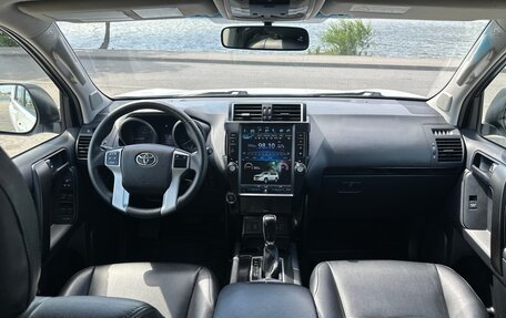 Toyota Land Cruiser Prado 150 рестайлинг 2, 2016 год, 4 380 000 рублей, 20 фотография