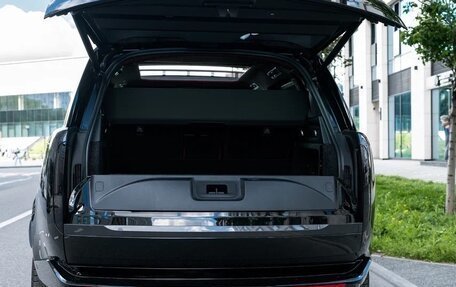 Land Rover Range Rover IV рестайлинг, 2024 год, 28 500 000 рублей, 10 фотография