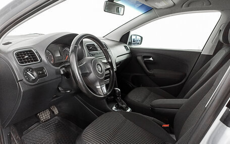 Volkswagen Polo VI (EU Market), 2012 год, 1 019 000 рублей, 16 фотография