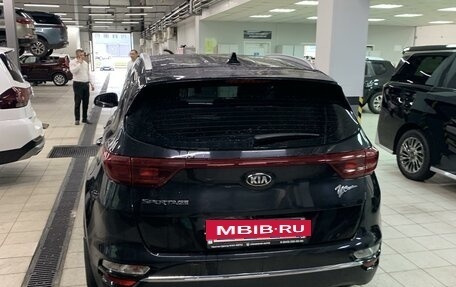 KIA Sportage IV рестайлинг, 2021 год, 2 750 000 рублей, 2 фотография