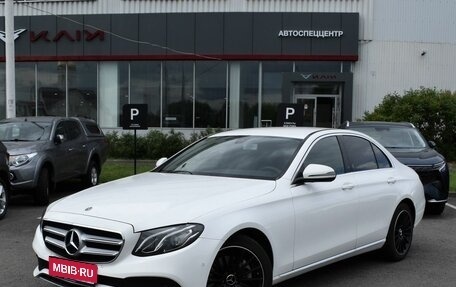 Mercedes-Benz E-Класс, 2017 год, 3 074 000 рублей, 1 фотография