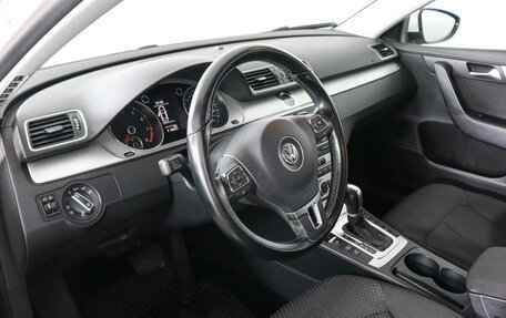 Volkswagen Passat B7, 2014 год, 1 199 000 рублей, 9 фотография