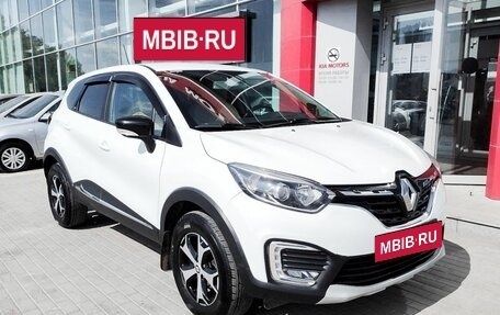 Renault Kaptur I рестайлинг, 2021 год, 1 777 000 рублей, 3 фотография