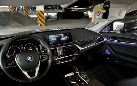 BMW 5 серия, 2019 год, 4 890 000 рублей, 3 фотография