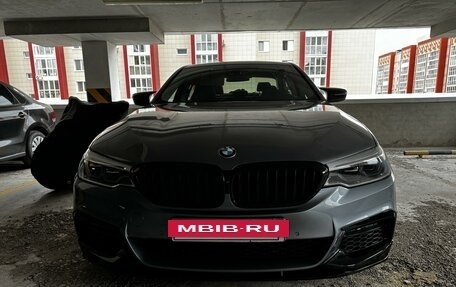 BMW 5 серия, 2019 год, 4 890 000 рублей, 2 фотография