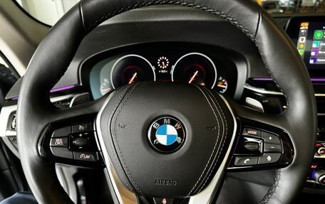 BMW 5 серия, 2019 год, 4 890 000 рублей, 14 фотография