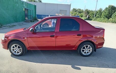 Renault Logan I, 2010 год, 565 000 рублей, 2 фотография