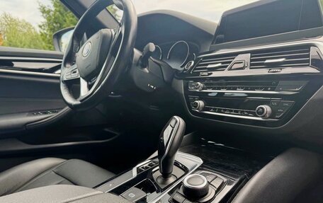 BMW 5 серия, 2019 год, 3 600 000 рублей, 9 фотография