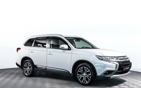 Mitsubishi Outlander III рестайлинг 3, 2017 год, 2 490 000 рублей, 3 фотография