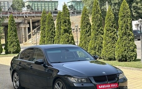 BMW 3 серия, 2006 год, 900 000 рублей, 3 фотография