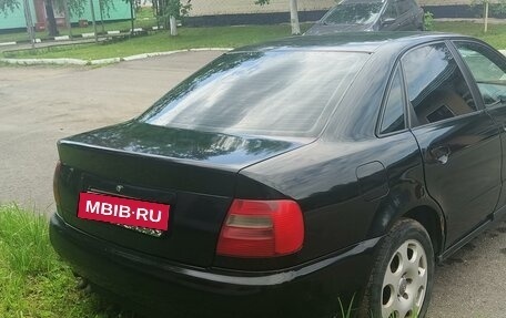 Audi A4, 1998 год, 290 000 рублей, 3 фотография