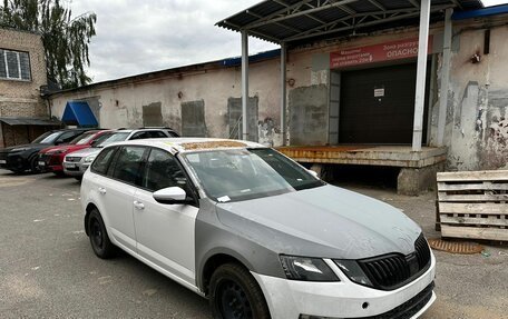 Skoda Octavia, 2019 год, 1 298 000 рублей, 2 фотография