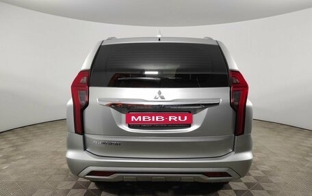 Mitsubishi Pajero Sport III рестайлинг, 2022 год, 5 230 000 рублей, 6 фотография