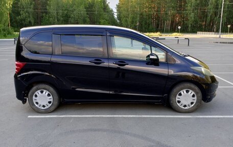 Honda Freed I, 2008 год, 1 100 000 рублей, 6 фотография