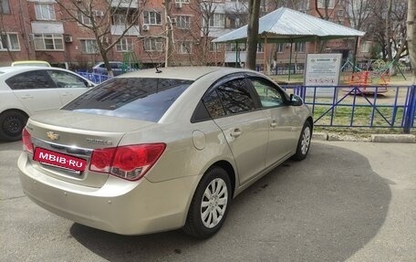 Chevrolet Cruze II, 2011 год, 760 000 рублей, 2 фотография