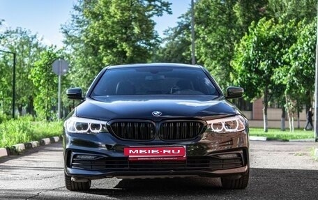 BMW 5 серия, 2018 год, 2 600 000 рублей, 3 фотография