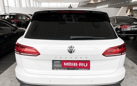 Volkswagen Touareg III, 2018 год, 5 109 000 рублей, 6 фотография