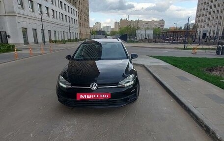 Volkswagen Golf VII, 2018 год, 1 950 000 рублей, 7 фотография