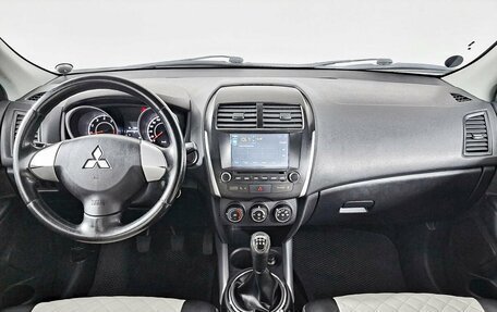 Mitsubishi ASX I рестайлинг, 2011 год, 1 130 000 рублей, 14 фотография