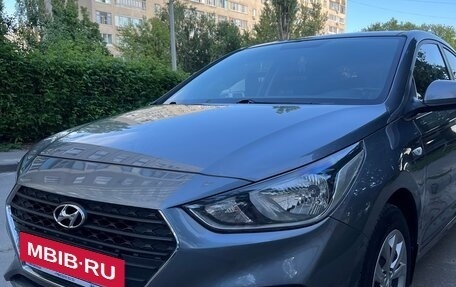 Hyundai Solaris II рестайлинг, 2018 год, 1 530 000 рублей, 2 фотография