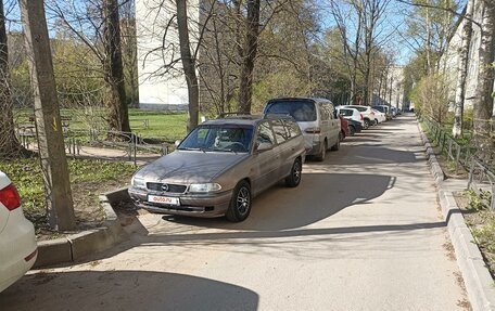 Opel Astra F, 1997 год, 220 000 рублей, 2 фотография