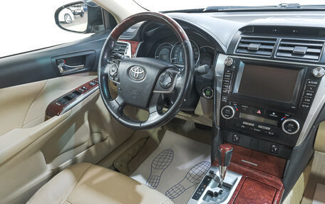 Toyota Camry, 2012 год, 1 899 000 рублей, 12 фотография