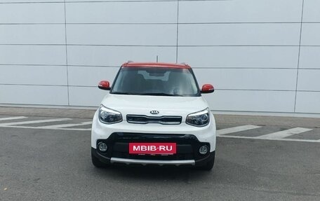 KIA Soul II рестайлинг, 2018 год, 1 885 000 рублей, 2 фотография