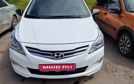 Hyundai Solaris II рестайлинг, 2016 год, 1 400 000 рублей, 1 фотография