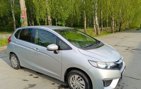 Honda Fit III, 2016 год, 1 055 000 рублей, 3 фотография