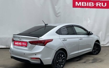 Hyundai Solaris II рестайлинг, 2018 год, 1 050 000 рублей, 5 фотография