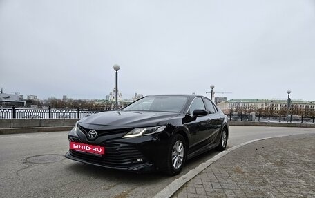 Toyota Camry, 2018 год, 2 499 000 рублей, 6 фотография