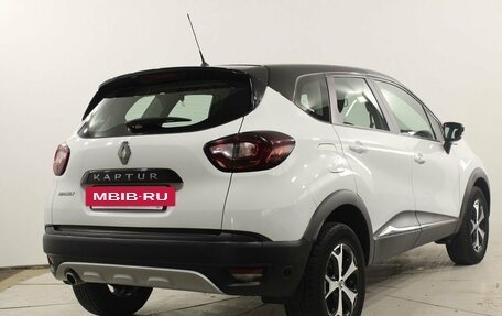 Renault Kaptur I рестайлинг, 2019 год, 1 550 000 рублей, 5 фотография