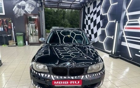 BMW 1 серия, 2011 год, 710 000 рублей, 2 фотография