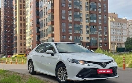 Toyota Camry, 2018 год, 1 650 000 рублей, 1 фотография