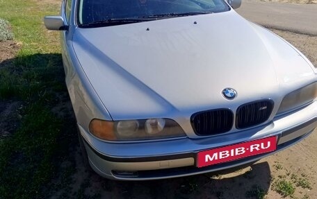 BMW 5 серия, 1996 год, 580 000 рублей, 1 фотография