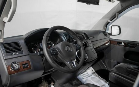 Volkswagen Multivan T5, 2013 год, 2 299 000 рублей, 6 фотография