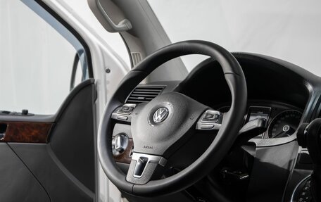 Volkswagen Multivan T5, 2013 год, 2 299 000 рублей, 7 фотография