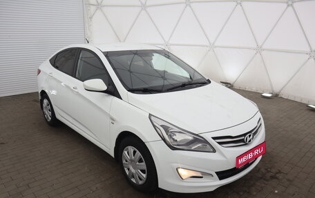 Hyundai Solaris II рестайлинг, 2015 год, 1 125 000 рублей, 1 фотография