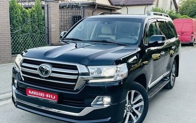 Toyota Land Cruiser 200, 2019 год, 8 900 000 рублей, 1 фотография